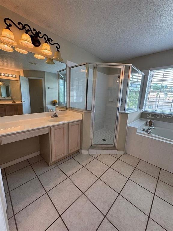 Building Photo - 2205 Wintermere Pointe Dr