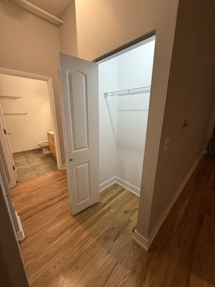 Entryway closet - 950 W Monroe St