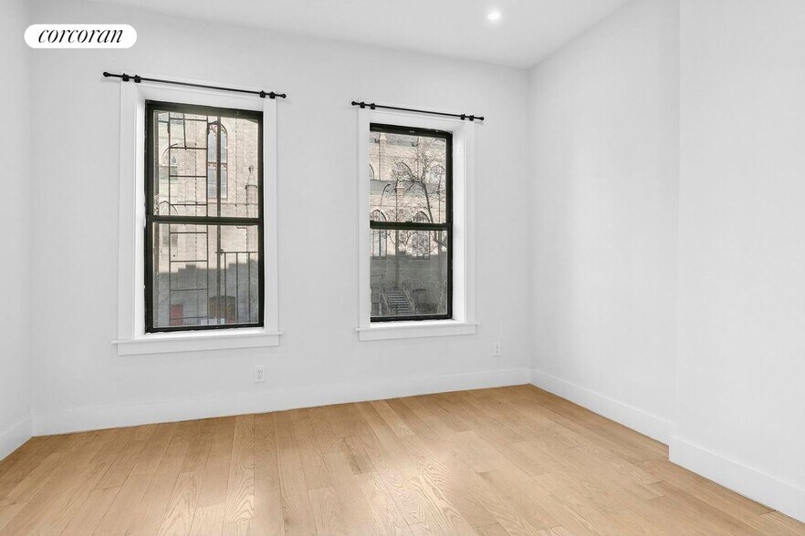 Primary Photo - 204 W 96th St