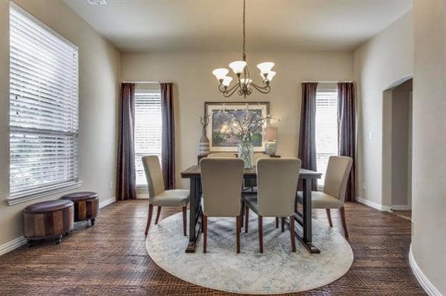 Building Photo - 2517 Erec Dr