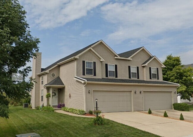 Building Photo - $200 Gift Card! 3-bed home available in Savoy!