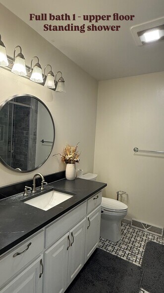 Building Photo - 5463 S Buckhorn Ave