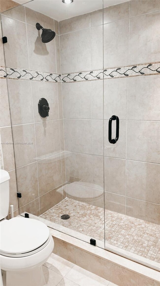 Building Photo - 20355 NE 34th Ct