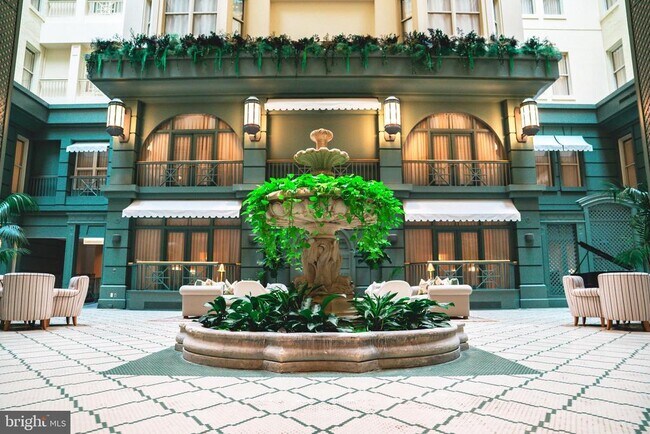 Building Photo - 200S Broad St