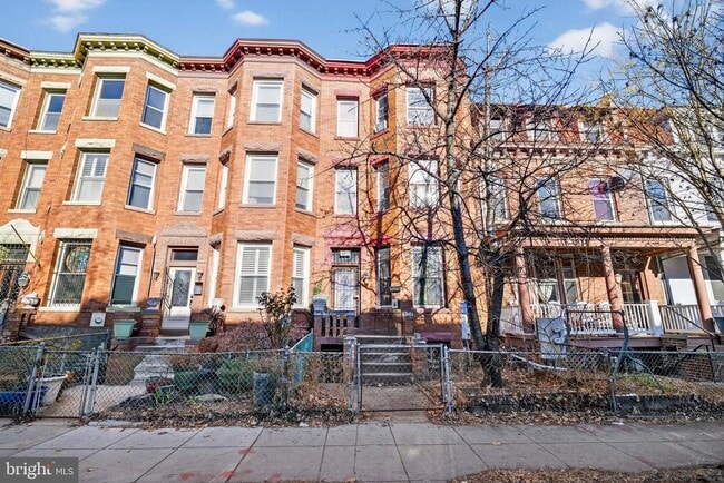 Building Photo - 1351 Monroe St NW