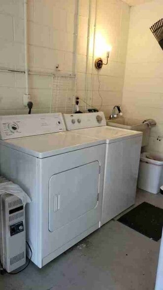 Building Photo - 9501 117th St N