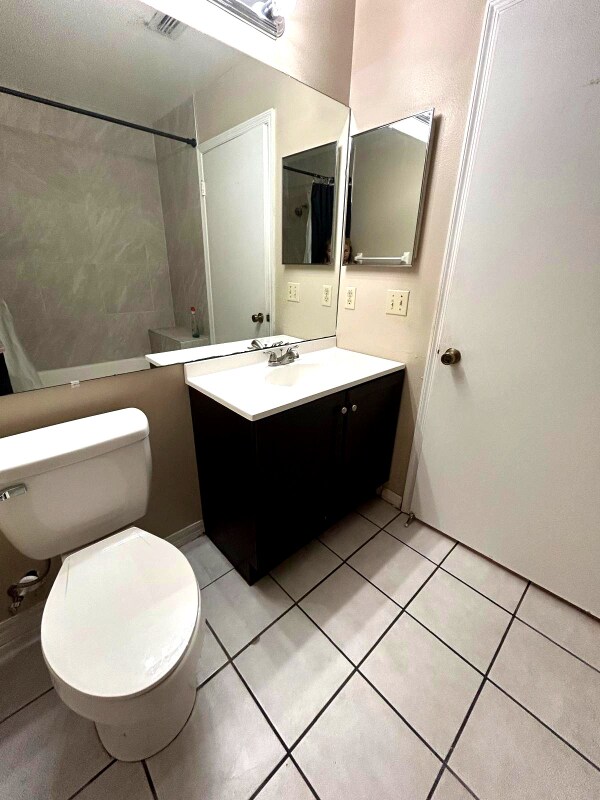 Building Photo - 3112 Headdress Dr