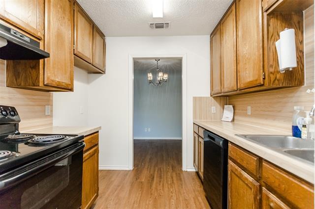 Building Photo - 2301 Kingsford Ct