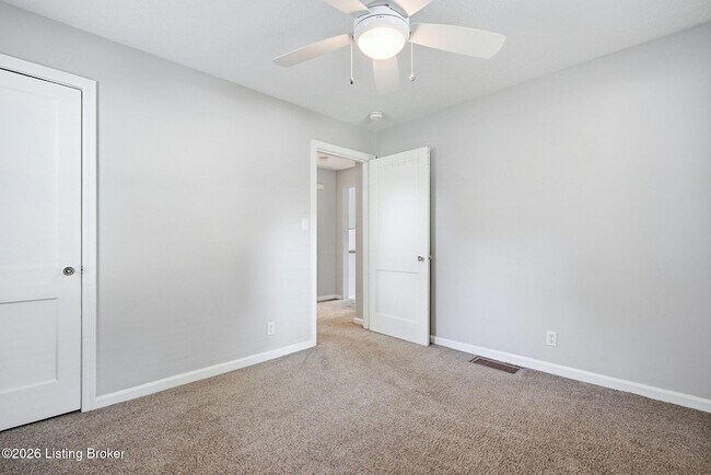 Building Photo - 1047 Seelbach Ave