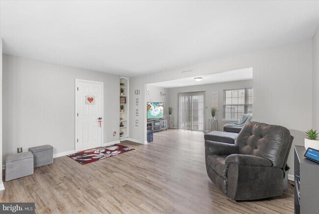 Building Photo - 7108 Wytheville Cir