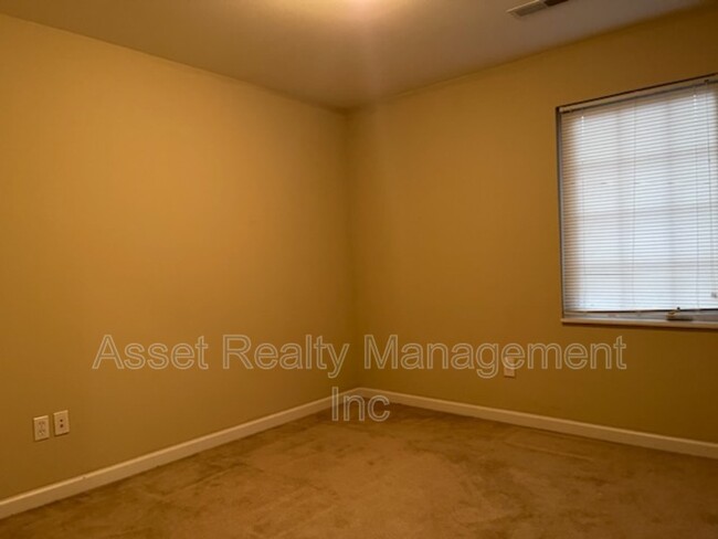 Building Photo - 8122 Elderberry Dr NW