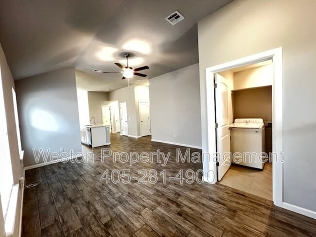 Building Photo - 2617 NW 199th St