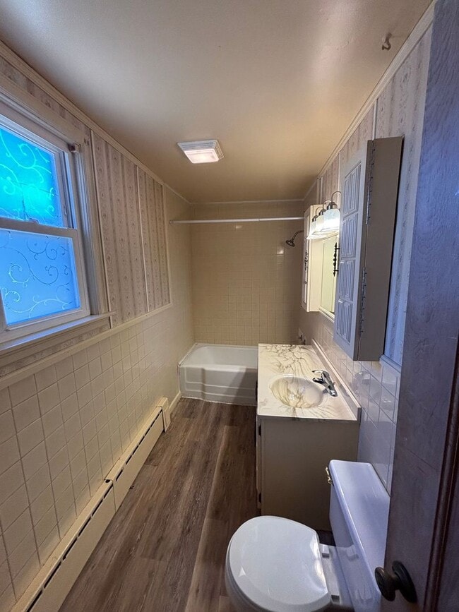 Building Photo - 2 Bed 1 Bath Single Family Home in Rhinelander