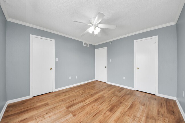 Building Photo - 250 El Dorado Blvd