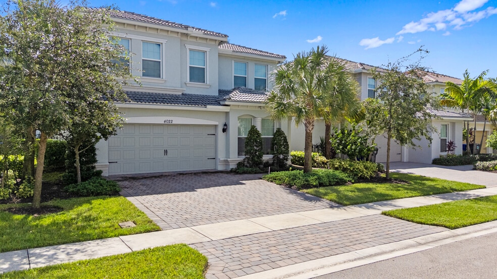 Building Photo - 4022 Large Leaf Ln