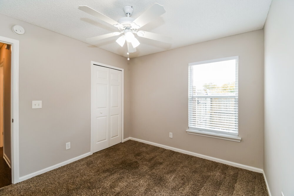Building Photo - 12279 Sondra Cove Trail N
