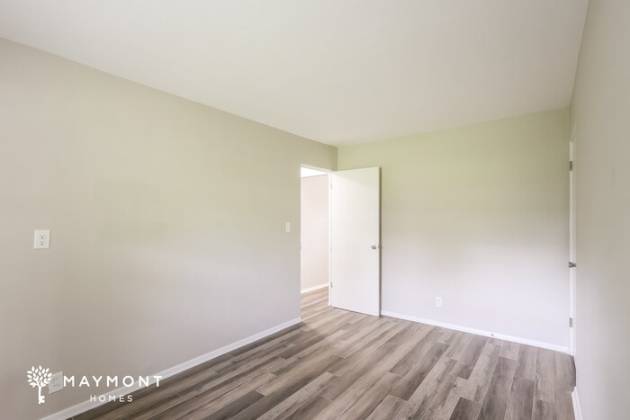 Building Photo - 650 Cranford Dr