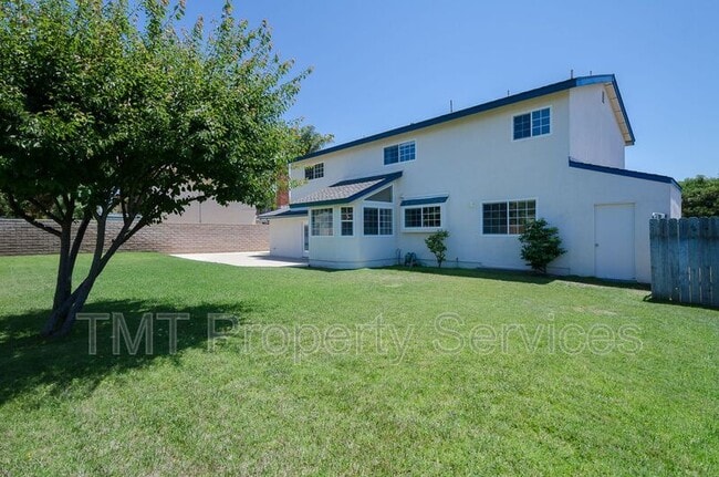 Building Photo - 485 Meadowbrook Dr