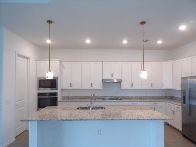 Building Photo - 15255 River Birch Ct