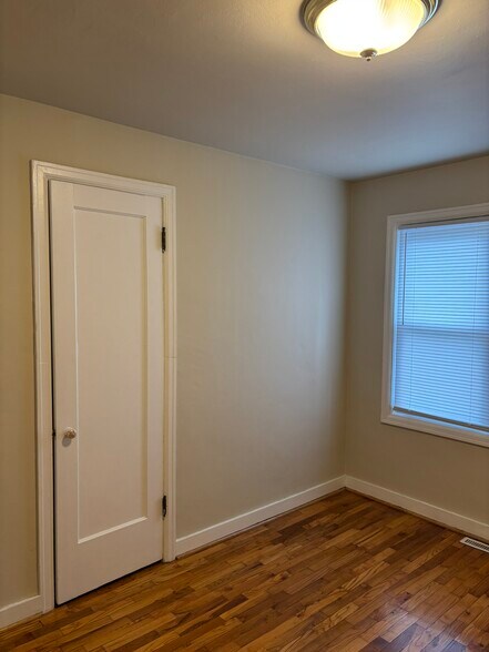 Building Photo - 1808 Eckener Dr