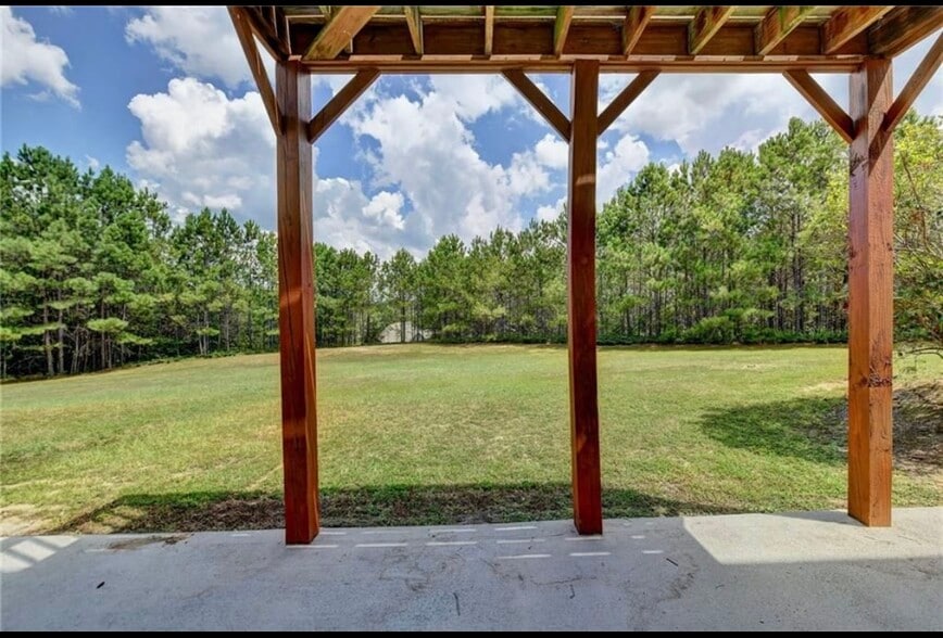 Building Photo - 410 Broadmoore Sq