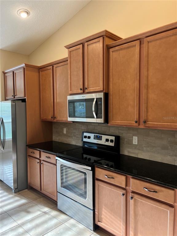 Building Photo - 6 Barbera Ln