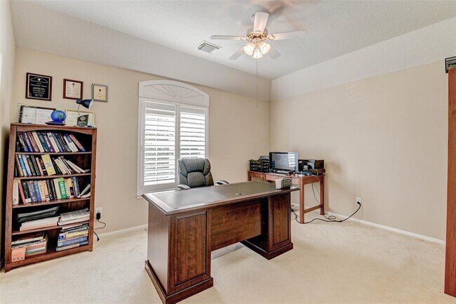 Building Photo - 1138 Jasons Bend Dr