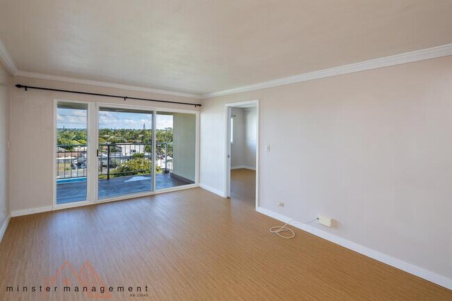 Building Photo - 14 Aulike St