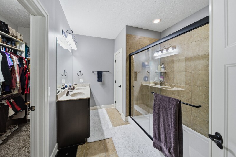 Building Photo - 10603 S 213th St