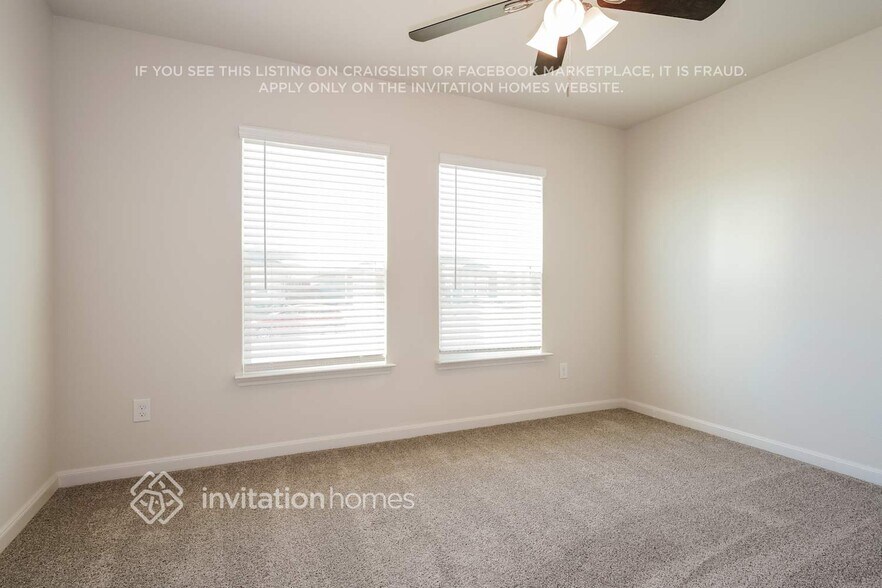 Building Photo - 10024 Pilot Pl