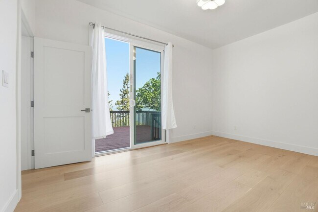 Building Photo - 172 Bella Vista Ave