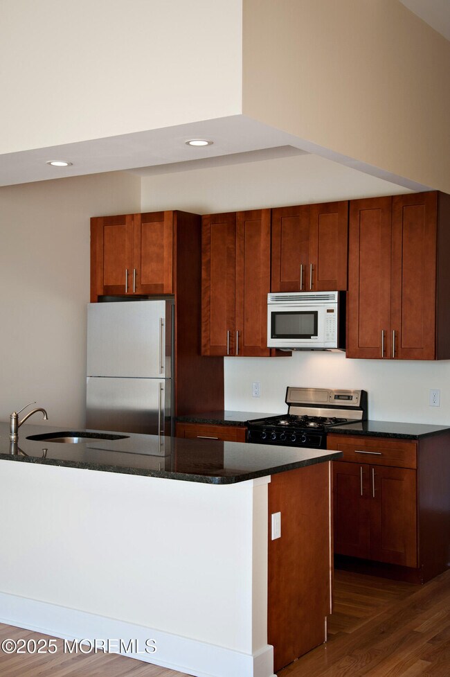 Building Photo - 550 Cookman Ave