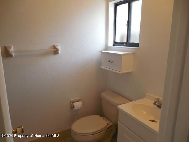 Building Photo - 1394 Nobleton Ave
