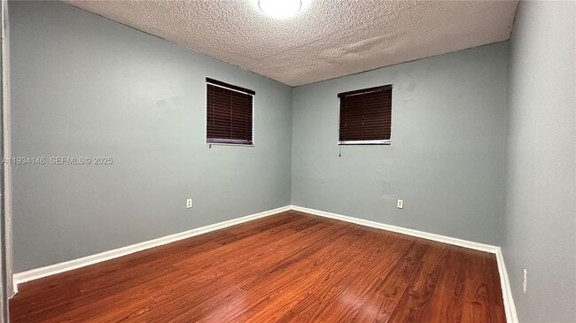 Building Photo - 2220 Charleston St