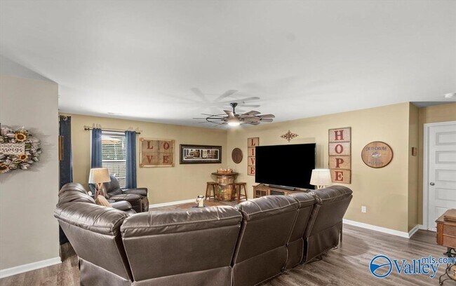 Building Photo - 111 Waltrip Dr