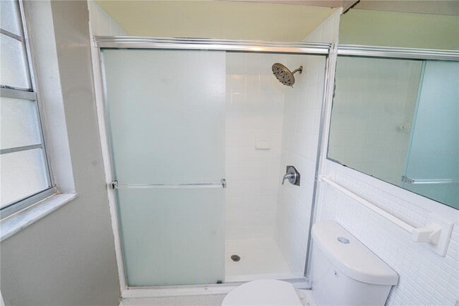 Building Photo - 150 Lady Susan Ct