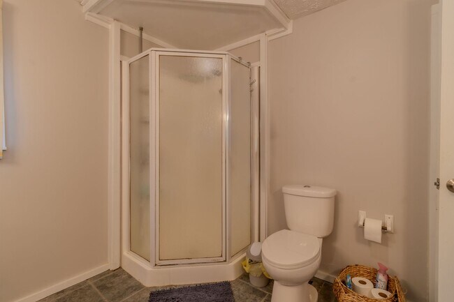 Building Photo - Retreat on Duck Lake Peninsula