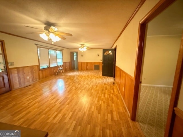 Building Photo - 523 Parkdale Dr