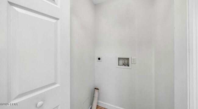 Building Photo - 2108 Sterling Cove Blvd