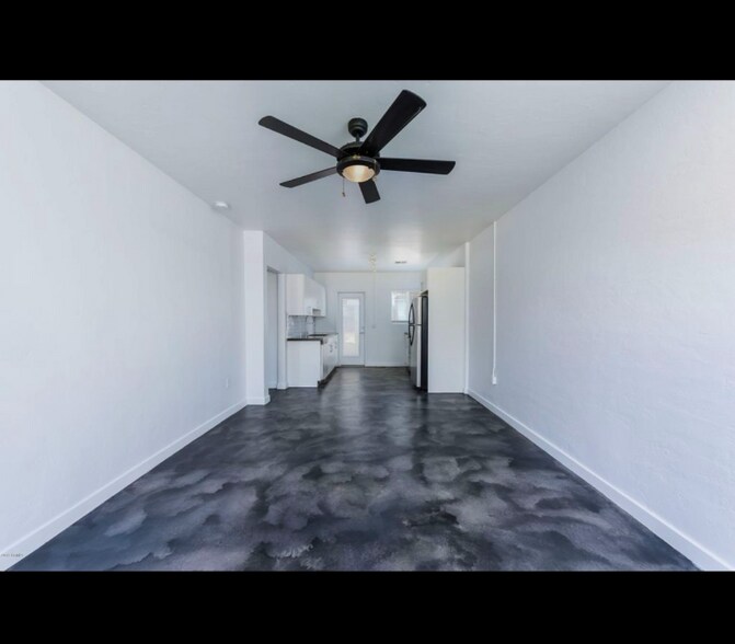 Building Photo - 3338 N 16th Ave