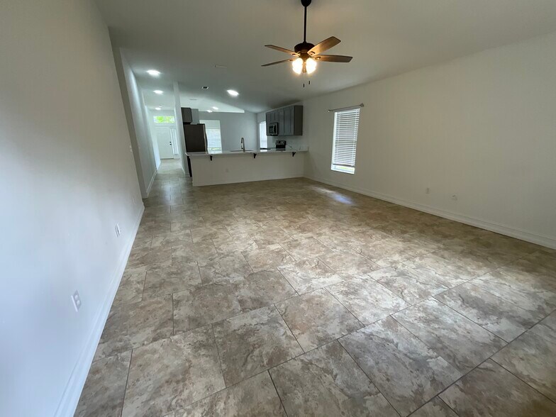 Building Photo - 1451 Morgan Ct