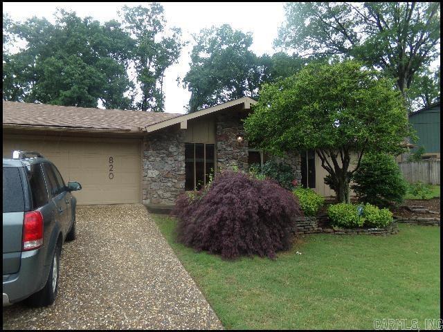 Primary Photo - 820 N Shackleford Rd