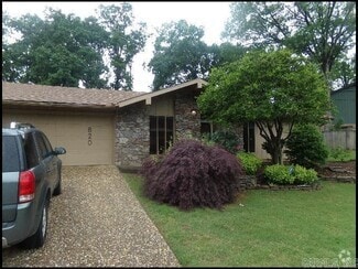Building Photo - 820 N Shackleford Rd