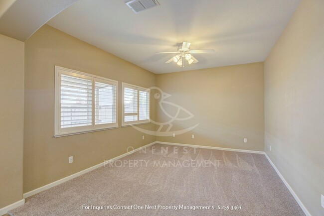 Building Photo - 1385 Black Bear St