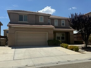 Building Photo - 12951 Susanville St