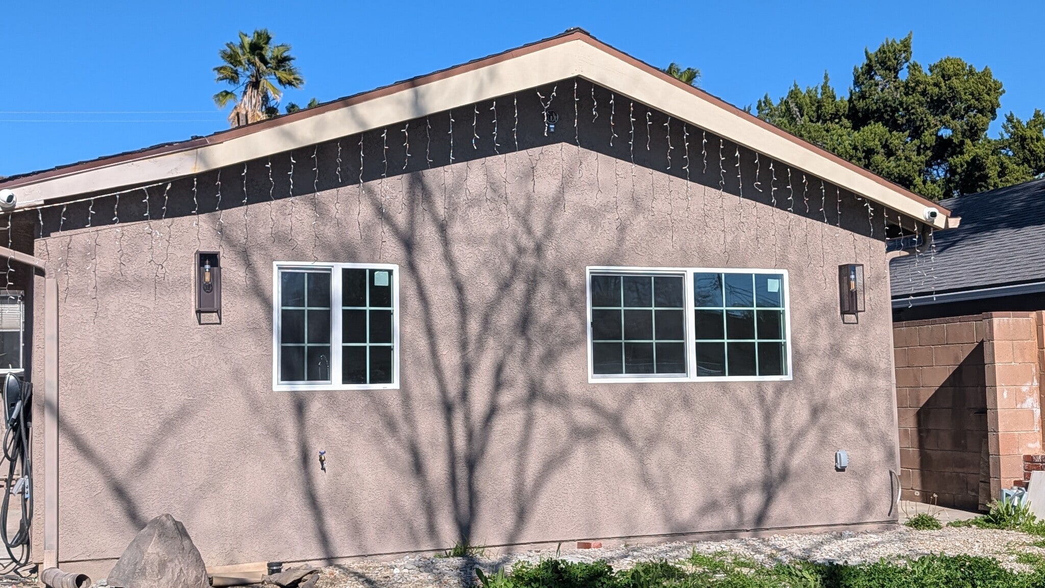 Building Photo - 16625 Osborne St