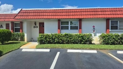 Building Photo - 5800 Fernley Dr W