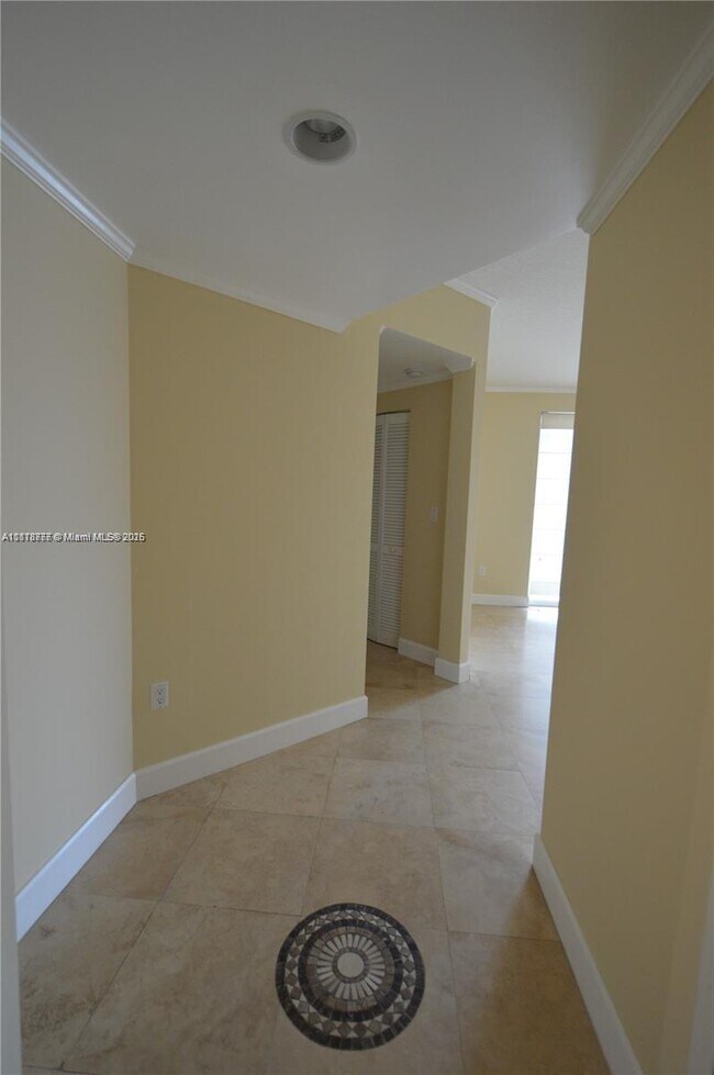 Primary Photo - 7280 SW 90th St