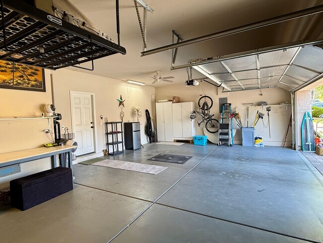 Building Photo - Single-Story Home with Solar, 3-Car Garage & Covered Patio
