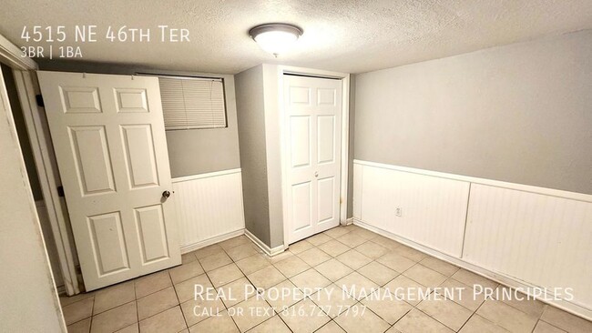 Building Photo - 4515 NE 46th Terrace